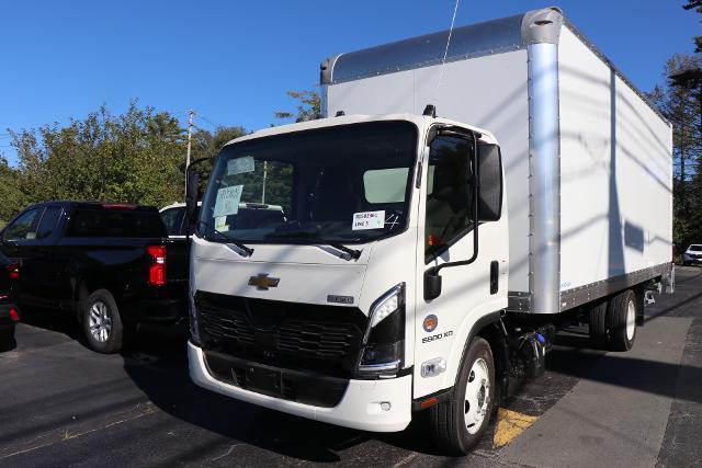 2025 Chevrolet Low Cab Forward 5500 XD Vehicle Photo in MONTICELLO, NY 12701-3853