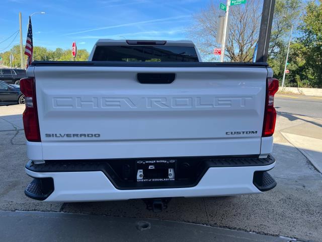 2021 Chevrolet Silverado 1500 Vehicle Photo in DOUGLASTON, NY 11362-1062