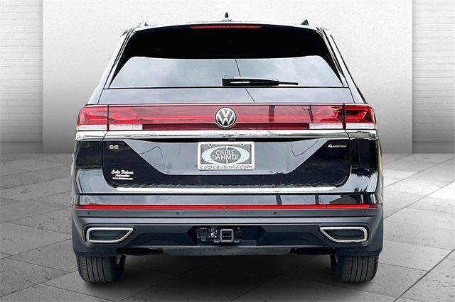 2024 Volkswagen Atlas Vehicle Photo in INDEPENDENCE, MO 64055-1314