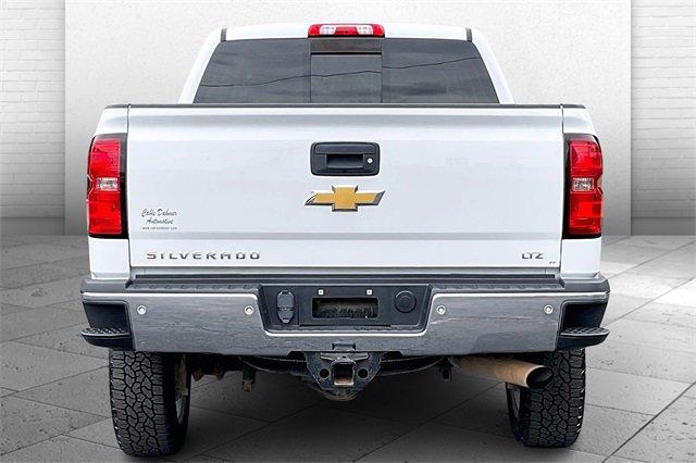 2015 Chevrolet Silverado 2500HD Built After Aug 14 Vehicle Photo in INDEPENDENCE, MO 64055-1314