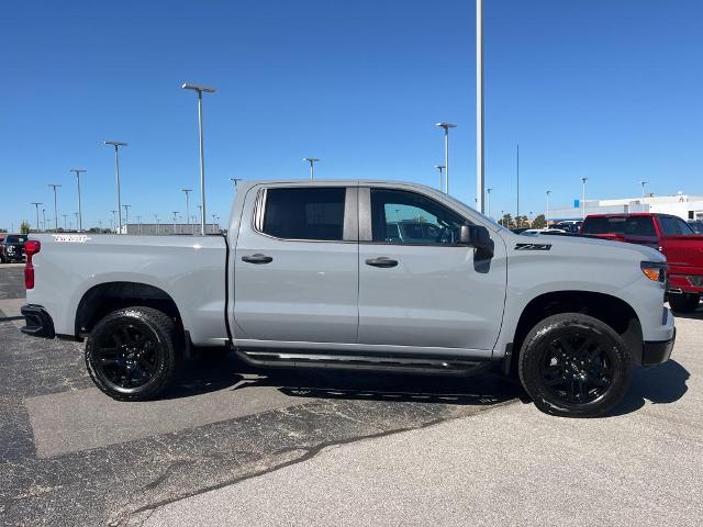 Used 2024 Chevrolet Silverado 1500 Custom with VIN 3GCUDCED8RG198855 for sale in Green Bay, WI