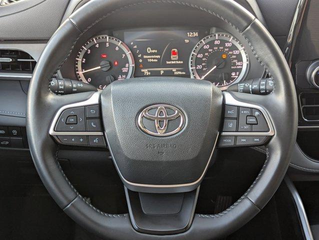 2023 Toyota Highlander Vehicle Photo in San Antonio, TX 78230