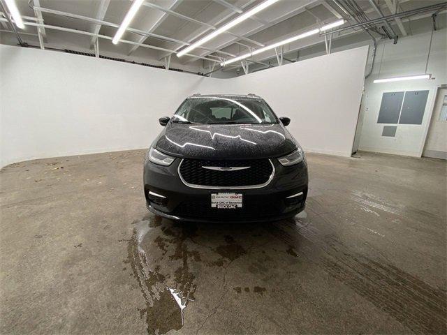 2022 Chrysler Pacifica Vehicle Photo in PORTLAND, OR 97225-3518