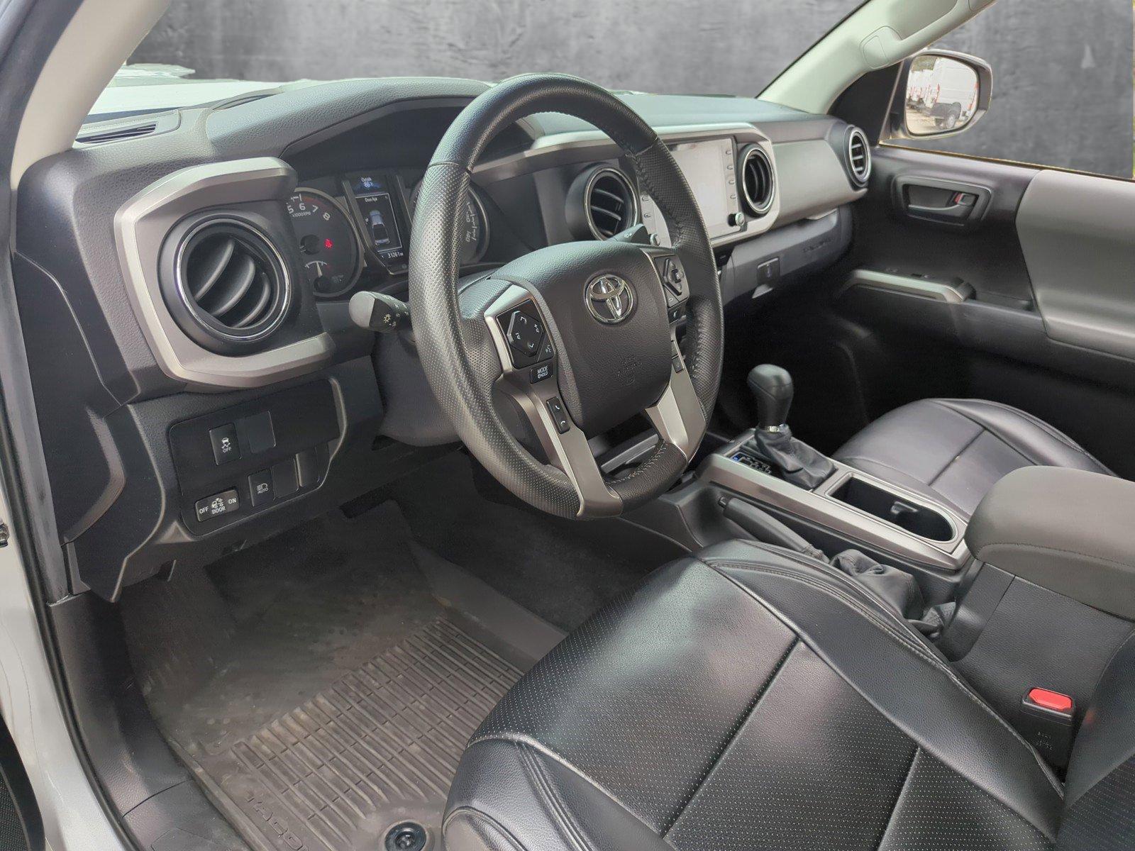 2022 Toyota Tacoma 2WD Vehicle Photo in Pembroke Pines, FL 33027