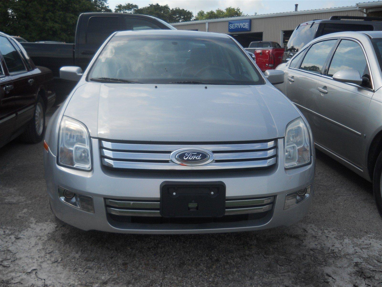 Used 2006 Ford Fusion SEL with VIN 3FAHP08166R233116 for sale in Delavan, IL