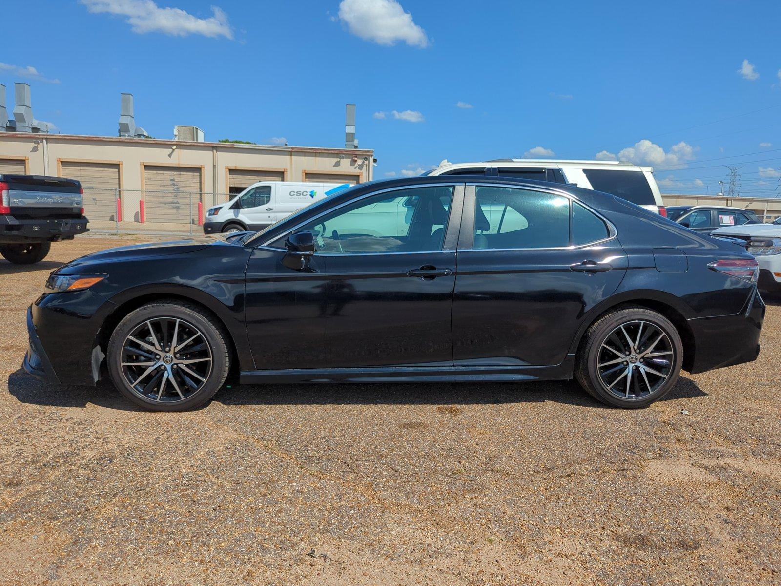 2023 Toyota Camry Vehicle Photo in MEMPHIS, TN 38115-1503