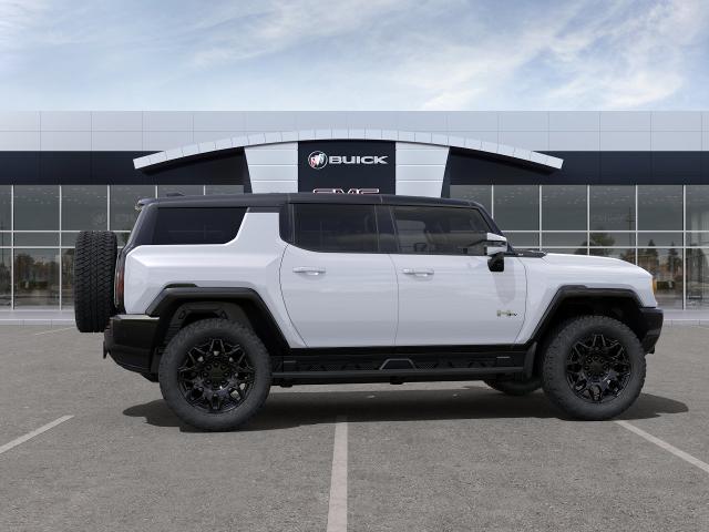 2024 GMC HUMMER EV SUV Vehicle Photo in MEDINA, OH 44256-9631