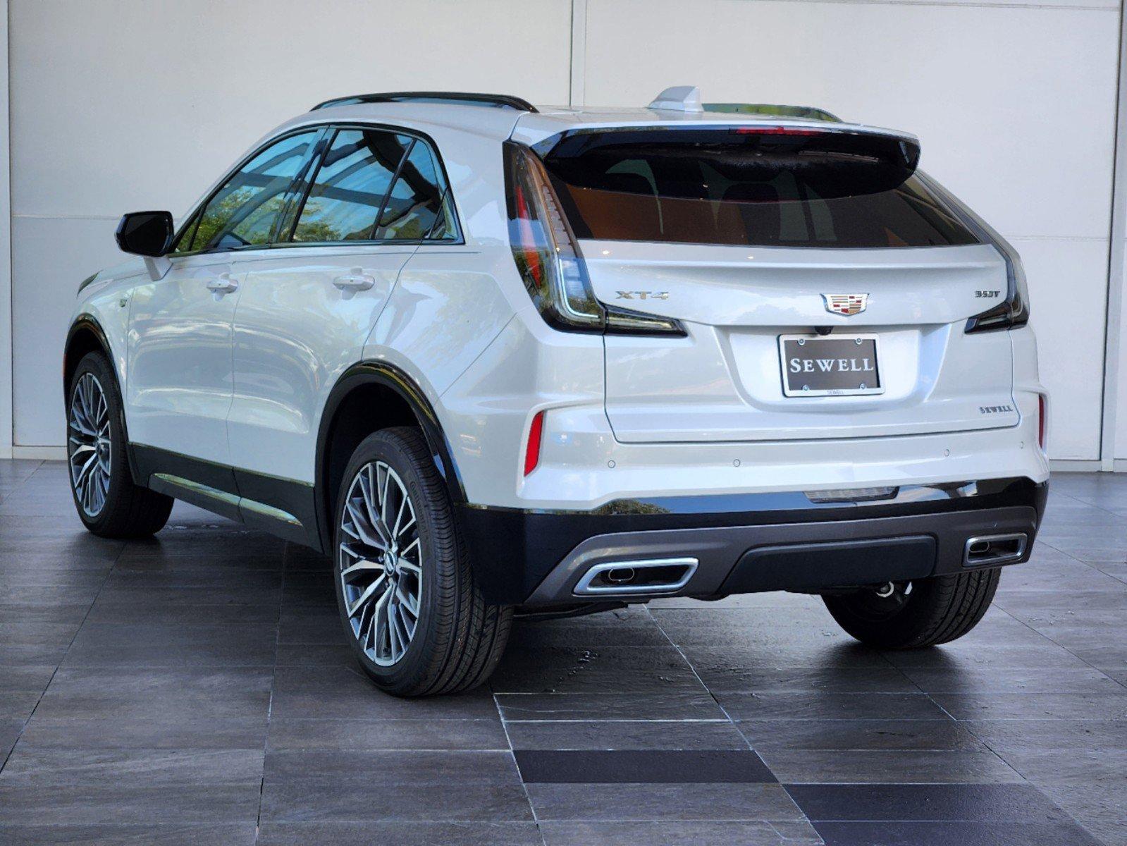 2024 Cadillac XT4 Vehicle Photo in HOUSTON, TX 77079-1502