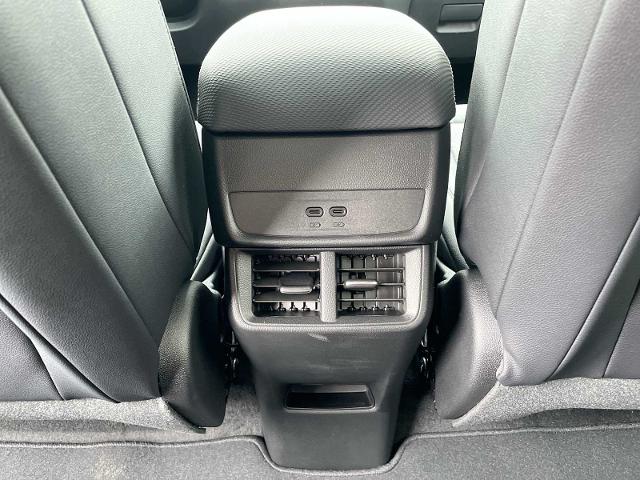 2025 Chevrolet Equinox Vehicle Photo in THOMPSONTOWN, PA 17094-9014