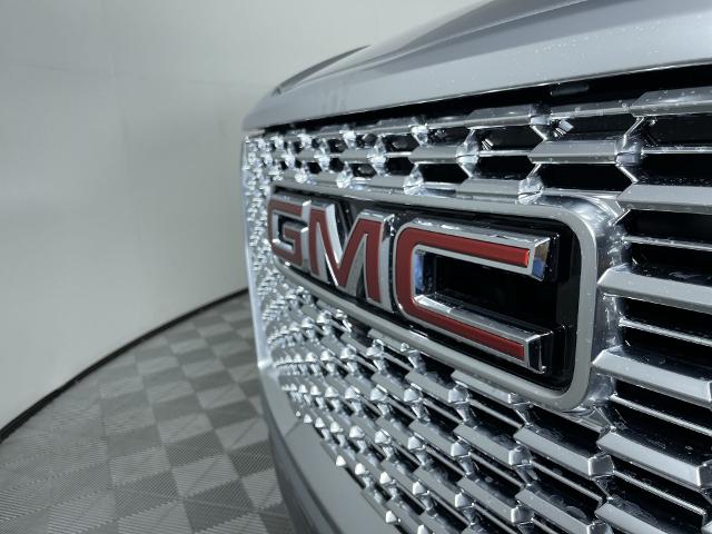 2024 GMC Yukon XL Vehicle Photo in GILBERT, AZ 85297-0402