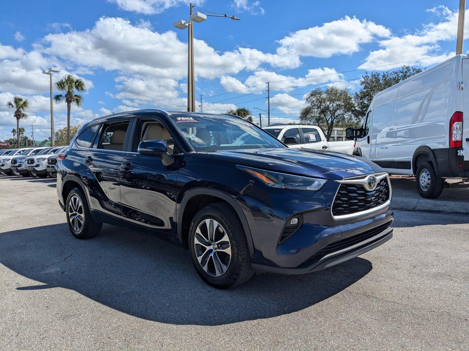 2023 Toyota Highlander Vehicle Photo in Winter Park, FL 32792