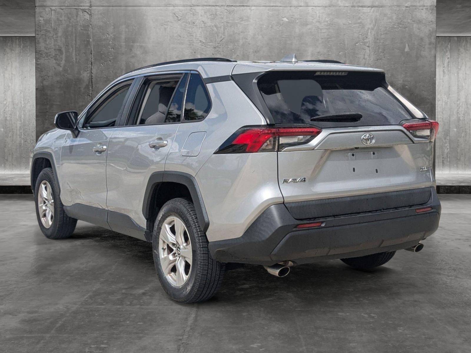 2019 Toyota RAV4 Vehicle Photo in Davie, FL 33331