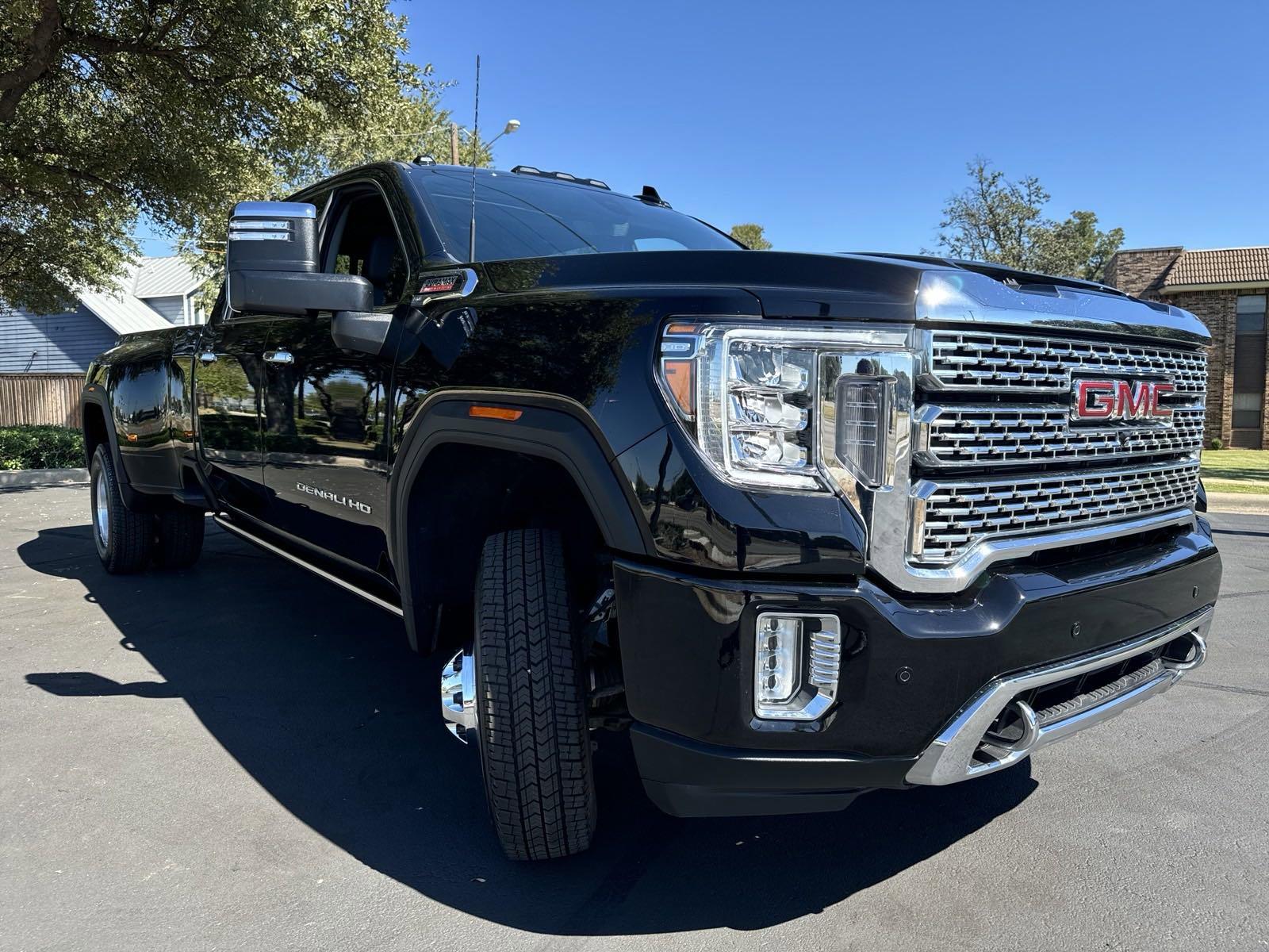 2022 GMC Sierra 3500HD Vehicle Photo in DALLAS, TX 75209-3016