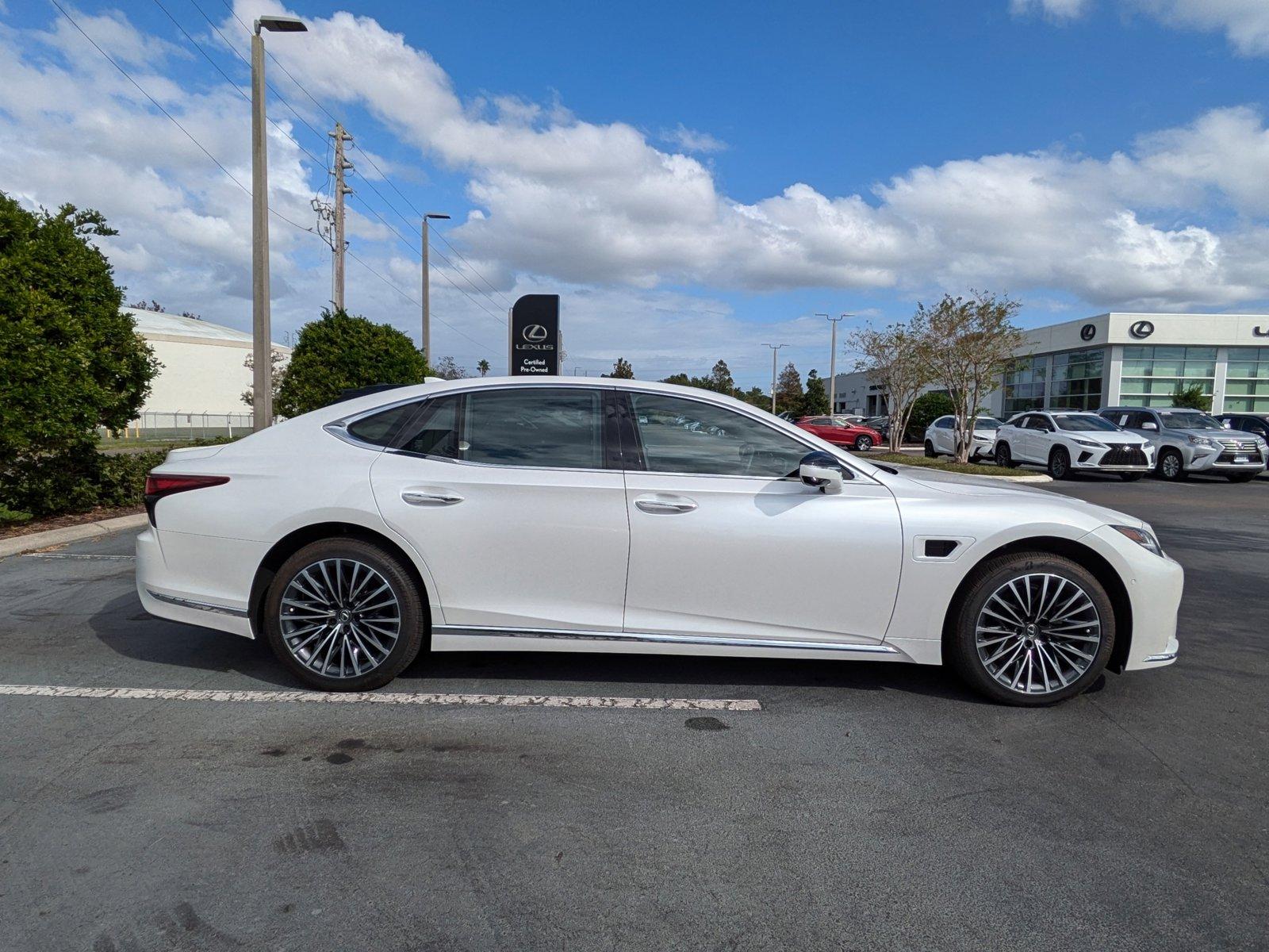 2024 Lexus LS 500h Vehicle Photo in Clearwater, FL 33761