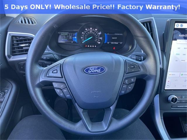 2024 Ford Edge Vehicle Photo in GREEN BAY, WI 54304-5303