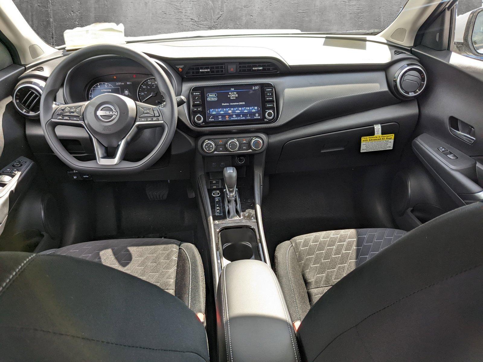 2024 Nissan Kicks Vehicle Photo in Miami, FL 33135