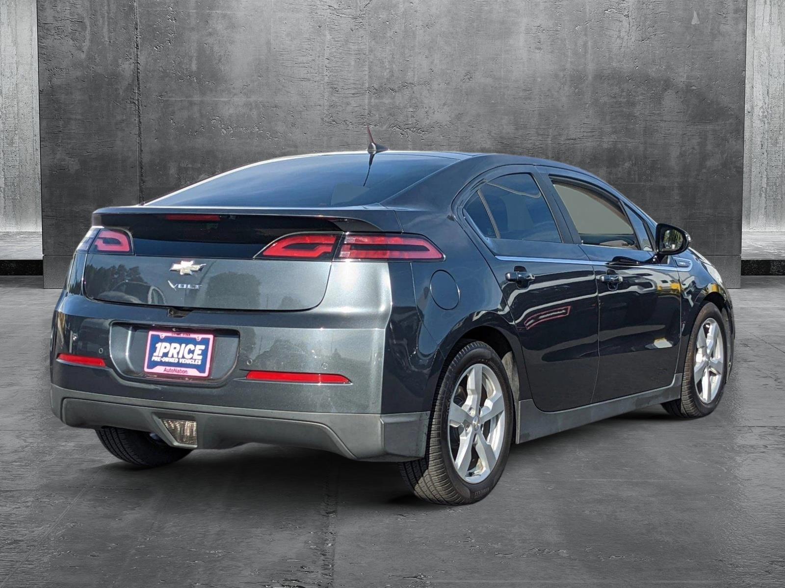 2013 Chevrolet Volt Vehicle Photo in VALENCIA, CA 91355-1705