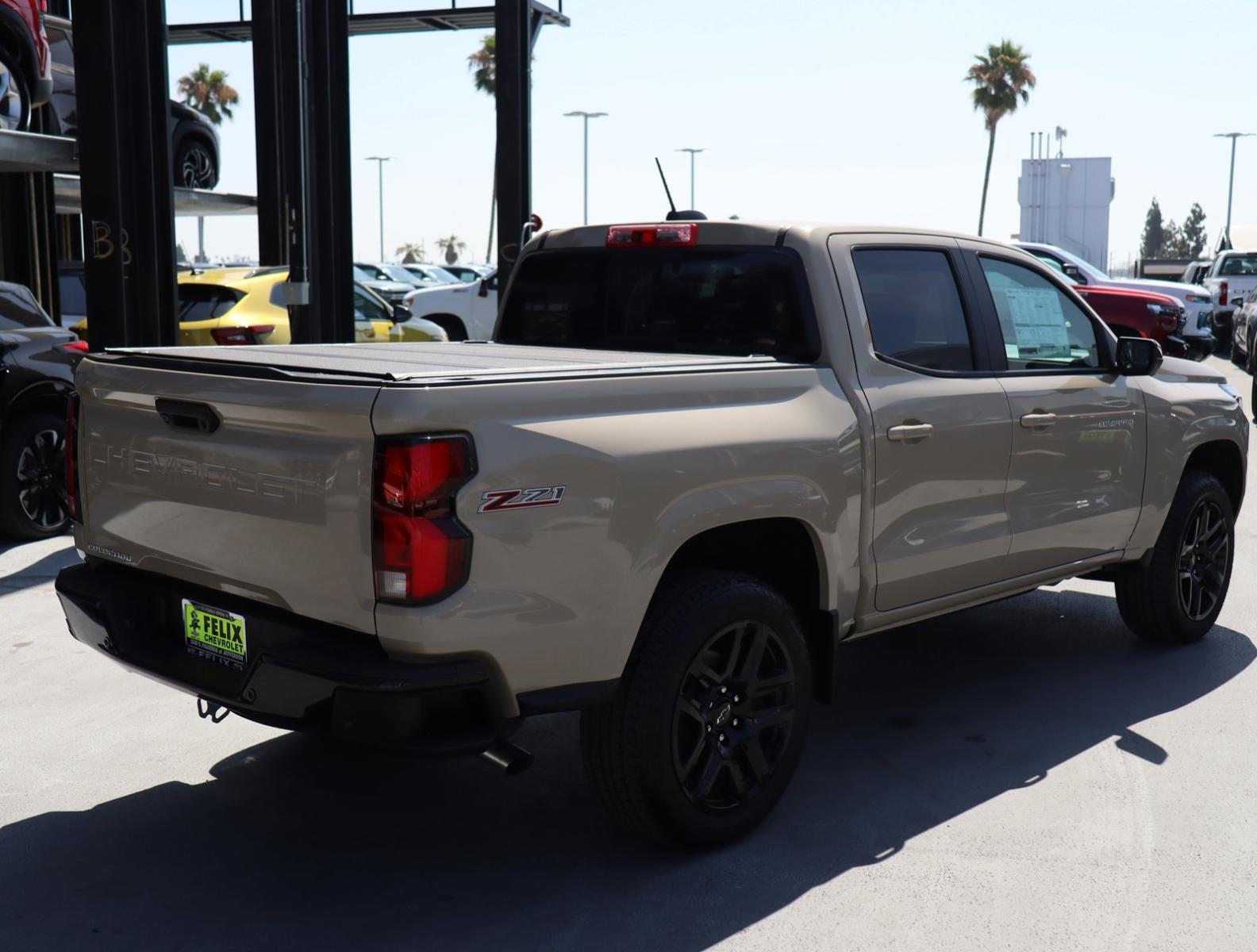 2024 Chevrolet Colorado Vehicle Photo in LOS ANGELES, CA 90007-3794