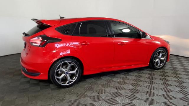 2017 Ford Focus ST Vehicle Photo in ALLIANCE, OH 44601-4622