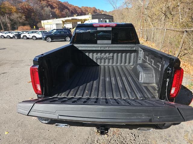 2025 GMC Sierra 1500 Vehicle Photo in GLENSHAW, PA 15116-1739