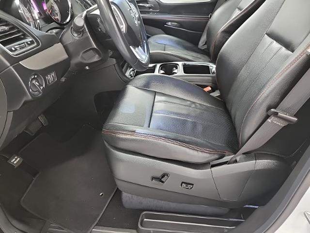 2019 Dodge Grand Caravan Vehicle Photo in APPLETON, WI 54914-4656