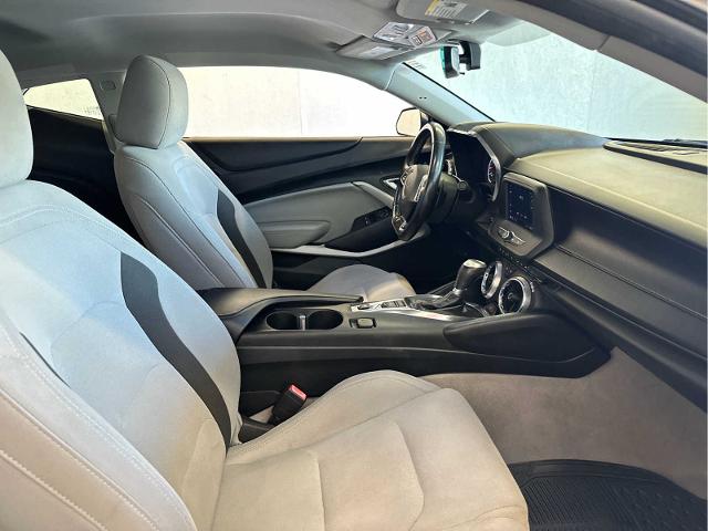 2020 Chevrolet Camaro Vehicle Photo in RED SPRINGS, NC 28377-1640