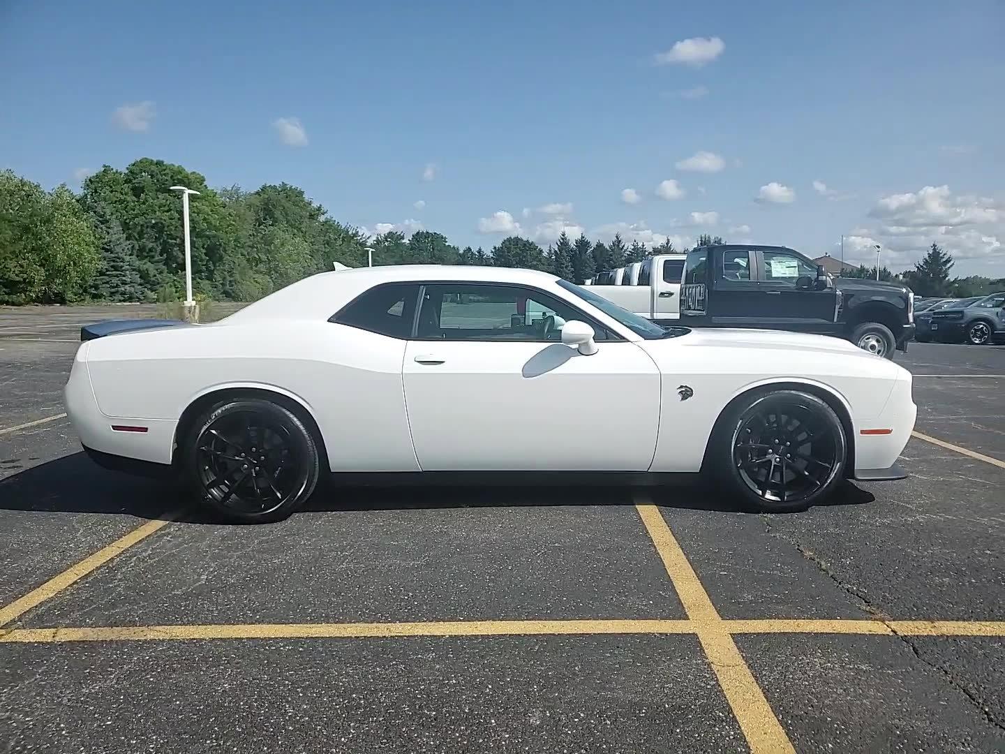 Used 2023 Dodge Challenger SRT with VIN 2C3CDZC91PH679478 for sale in Gurnee, IL