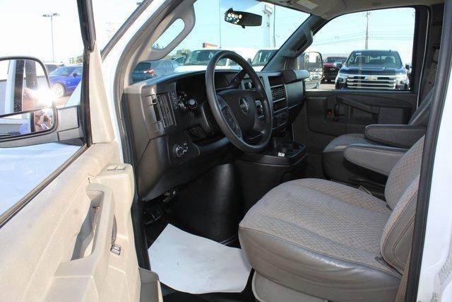 2017 GMC Savana Cargo Van Vehicle Photo in SAINT CLAIRSVILLE, OH 43950-8512