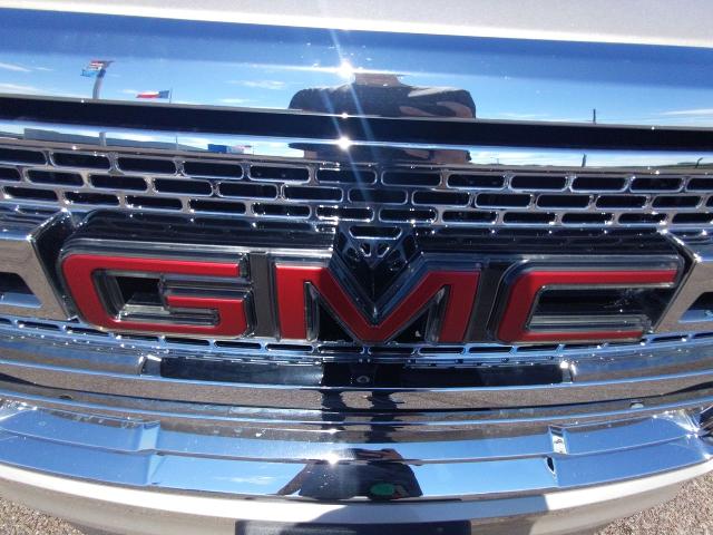 2021 GMC Yukon XL Vehicle Photo in NEDERLAND, TX 77627-8017