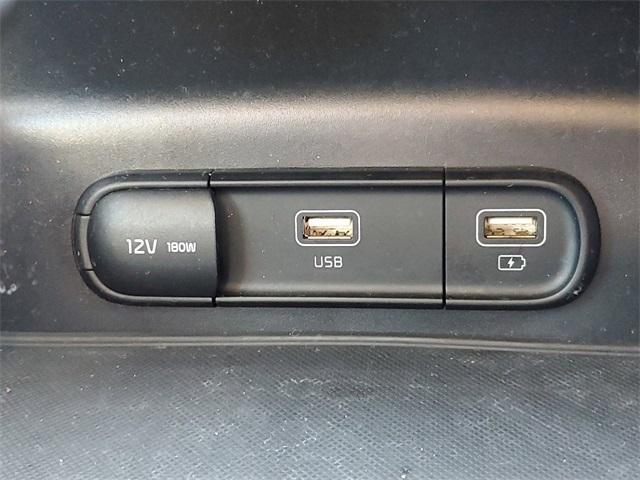 2022 Kia K5 Vehicle Photo in GRAND BLANC, MI 48439-8139