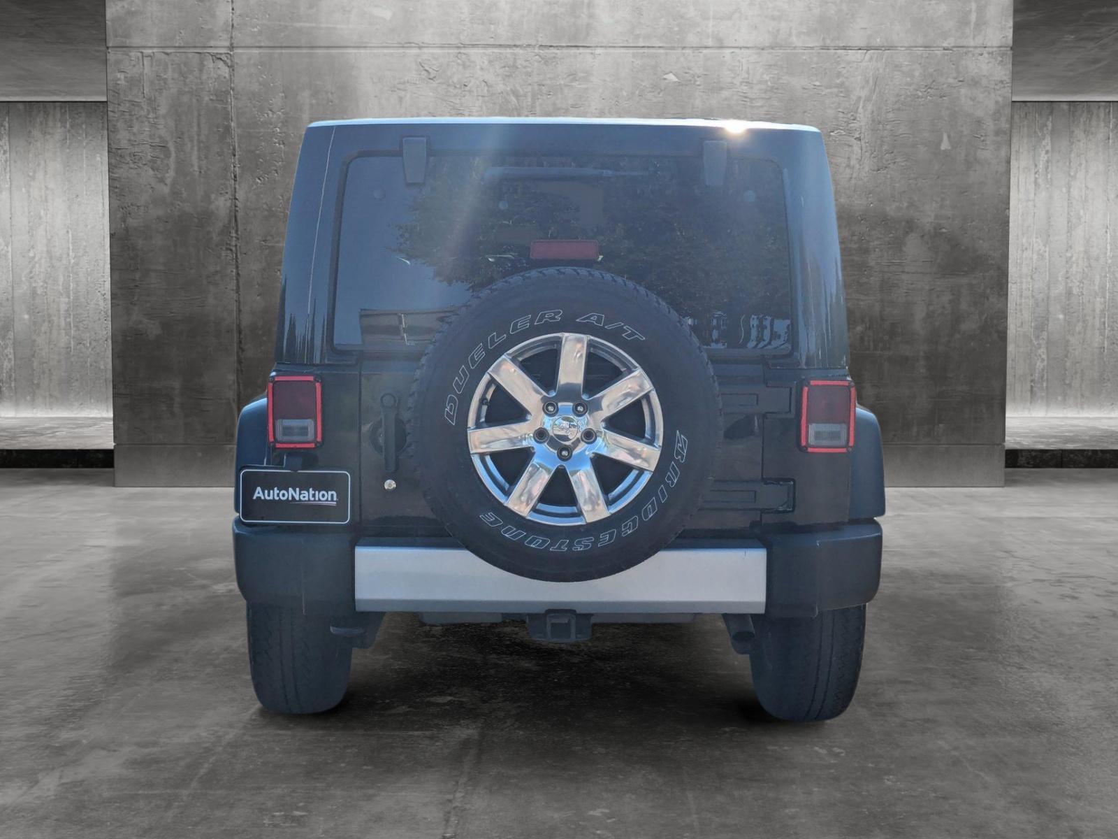 2015 Jeep Wrangler Unlimited Vehicle Photo in LONE TREE, CO 80124-2750