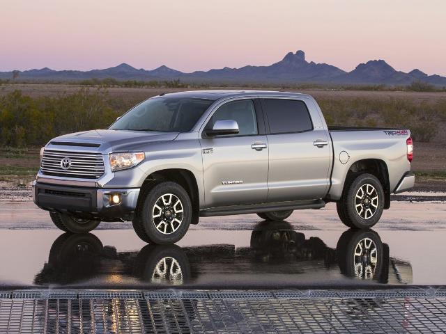 2016 Toyota Tundra 4WD Truck Vehicle Photo in Akron, OH 44312