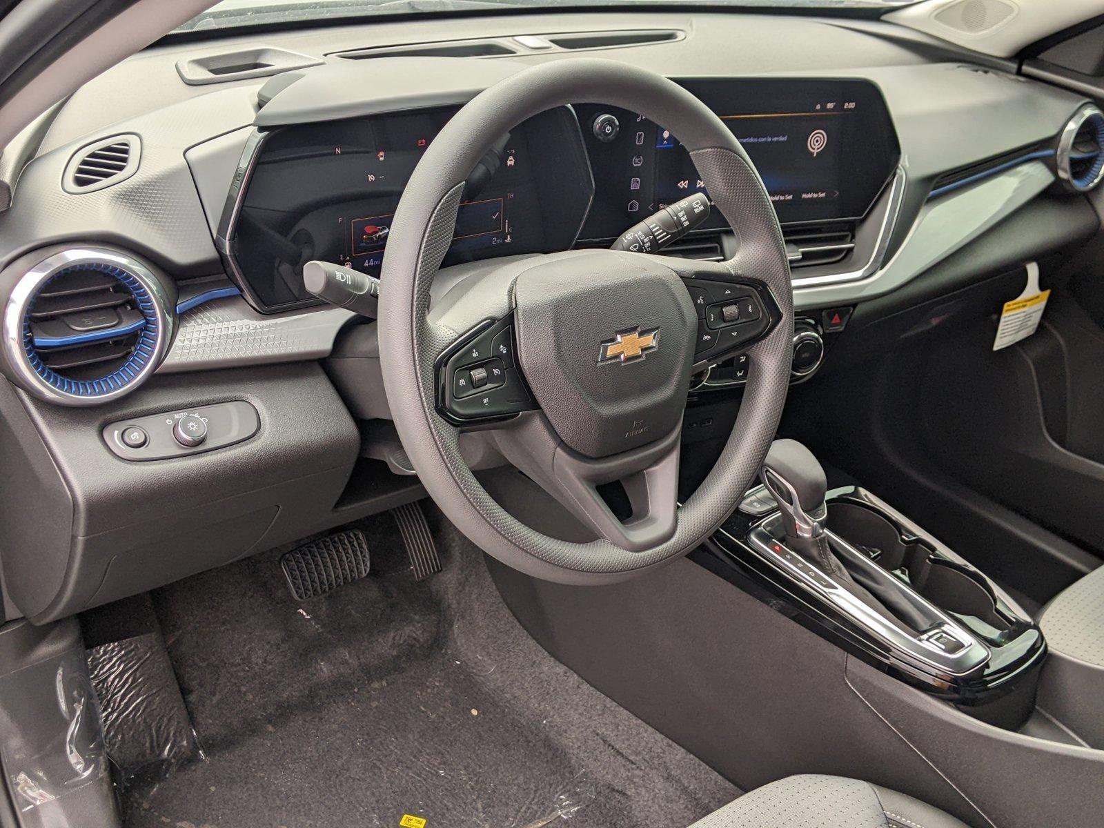 2025 Chevrolet Trax Vehicle Photo in PEMBROKE PINES, FL 33024-6534