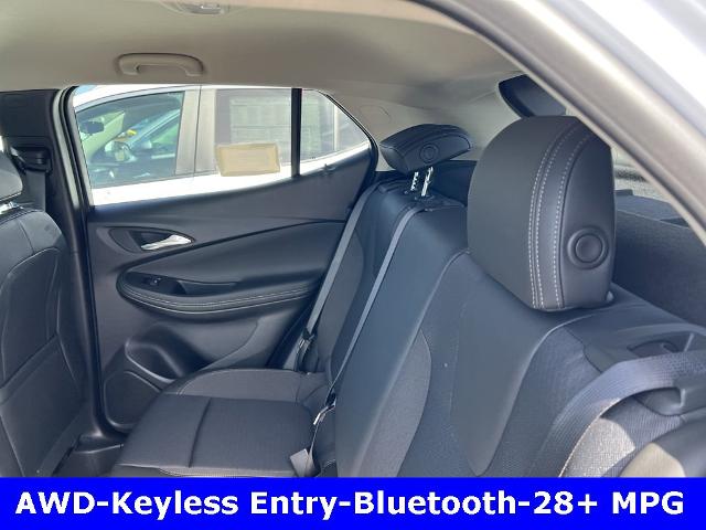 2025 Buick Encore GX Vehicle Photo in CHICOPEE, MA 01020-5001