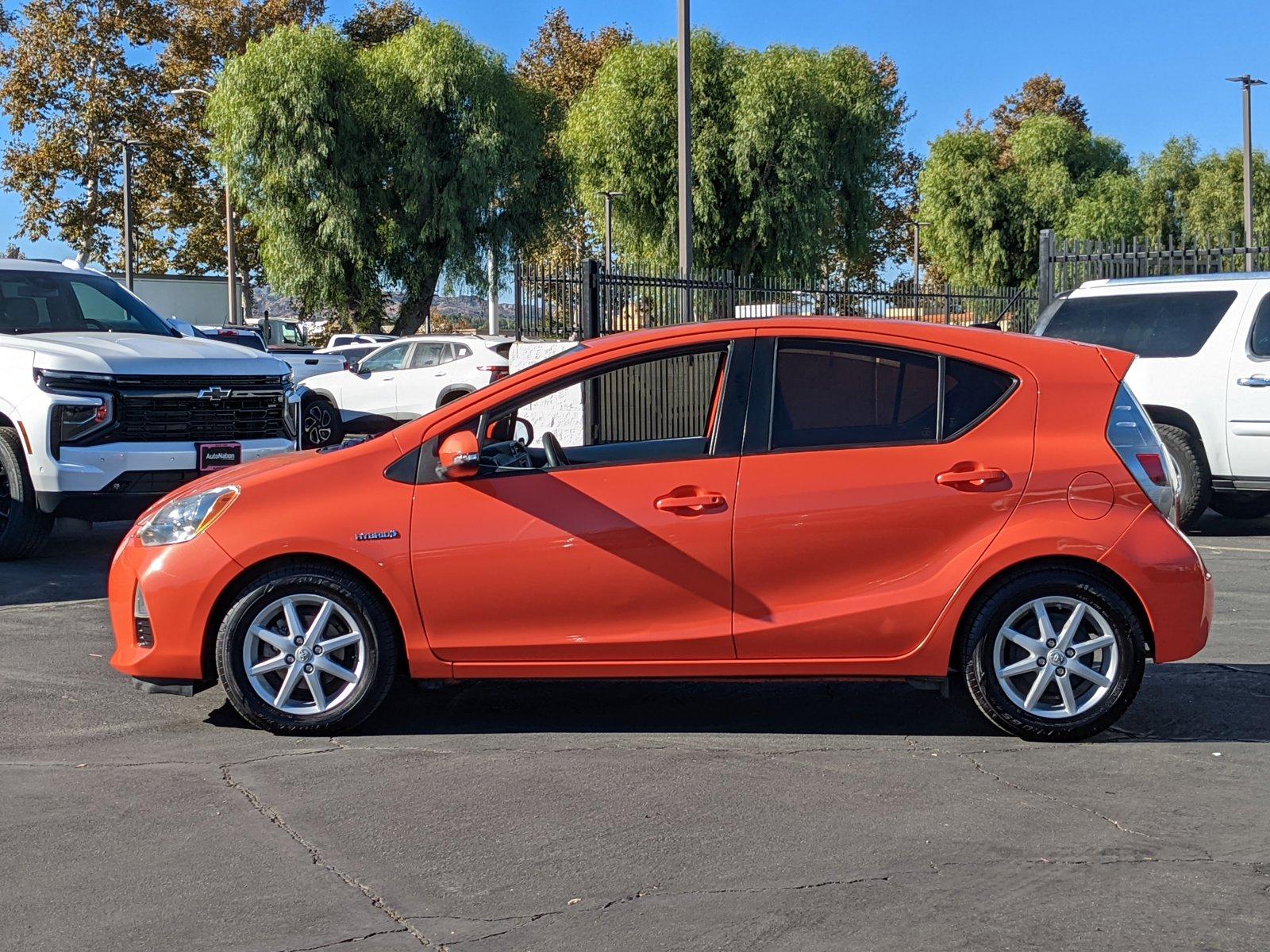 2013 Toyota Prius c Vehicle Photo in VALENCIA, CA 91355-1705