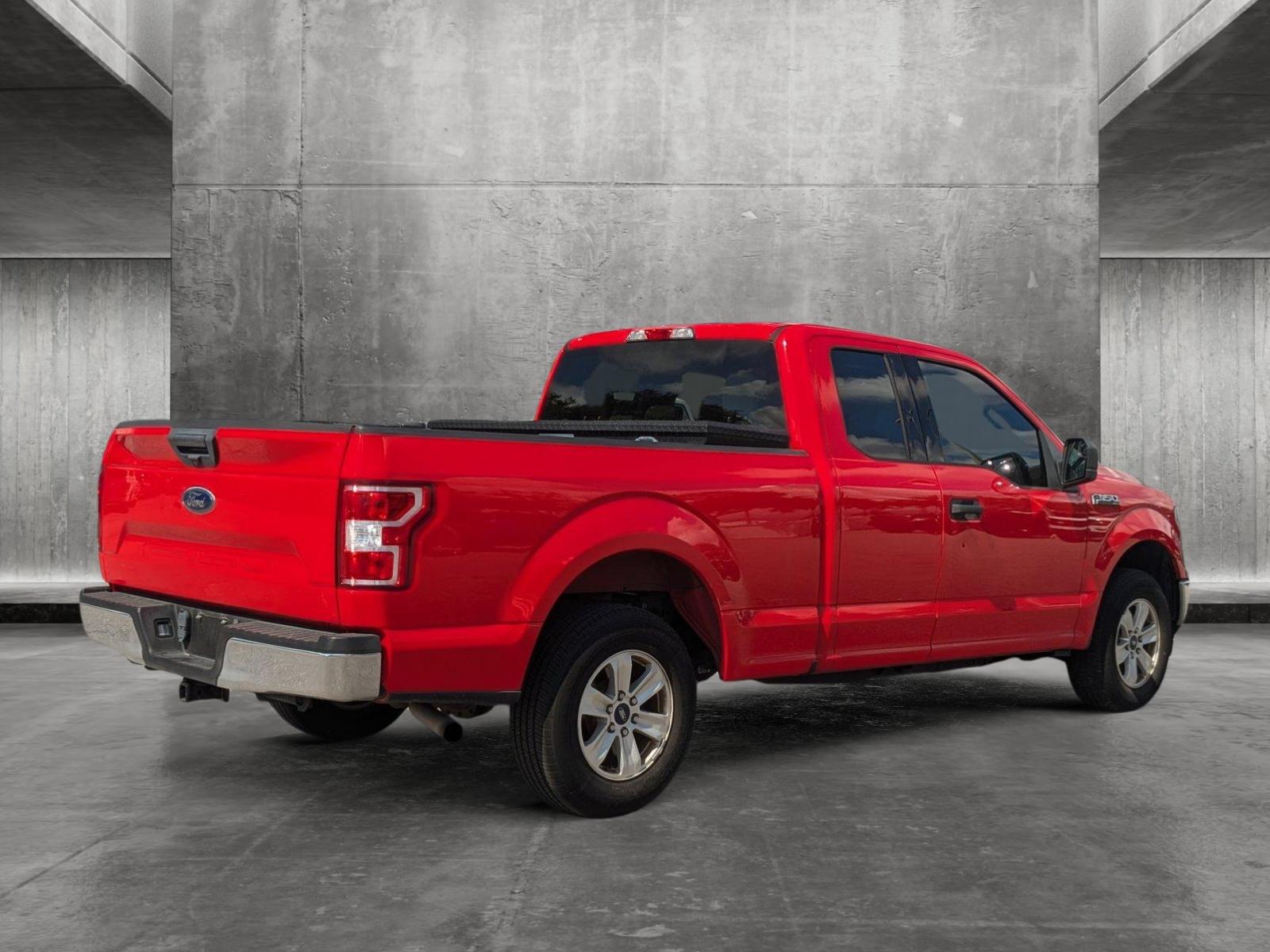 2019 Ford F-150 Vehicle Photo in St. Petersburg, FL 33713