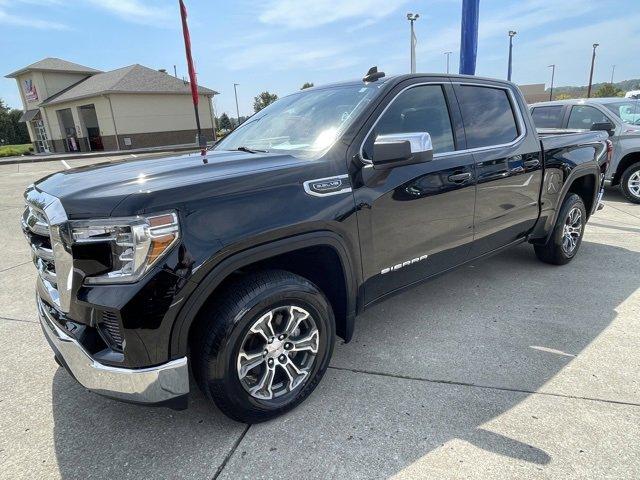 Used 2020 GMC Sierra 1500 SLE with VIN 1GTU9BED8LZ207329 for sale in Zanesville, OH