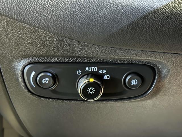 2021 Chevrolet Equinox Vehicle Photo in DOUGLASTON, NY 11362-1062