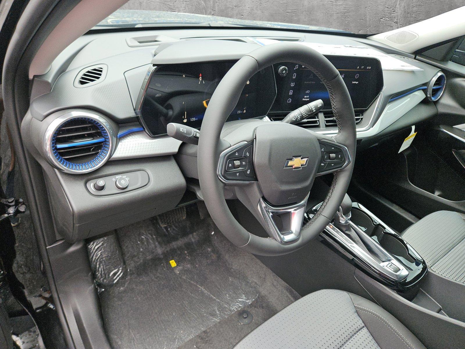 2025 Chevrolet Trax Vehicle Photo in NORTH RICHLAND HILLS, TX 76180-7199