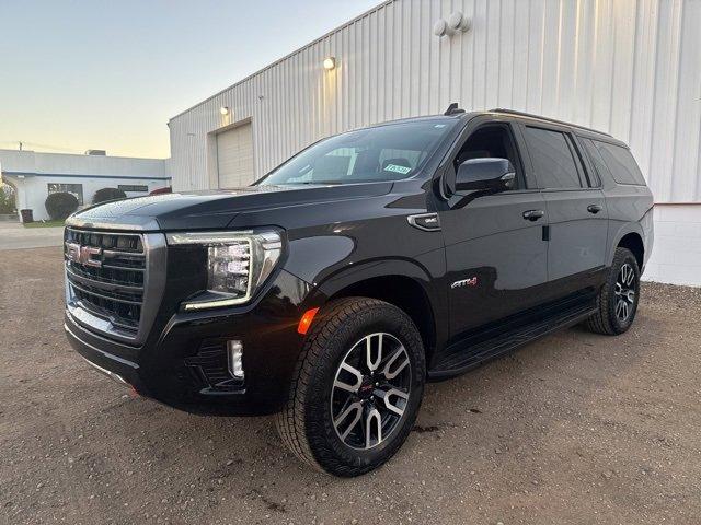 2024 GMC Yukon XL Vehicle Photo in JACKSON, MI 49202-1834