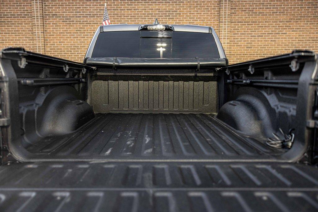 2021 Ram 1500 Vehicle Photo in Saint Charles, IL 60174