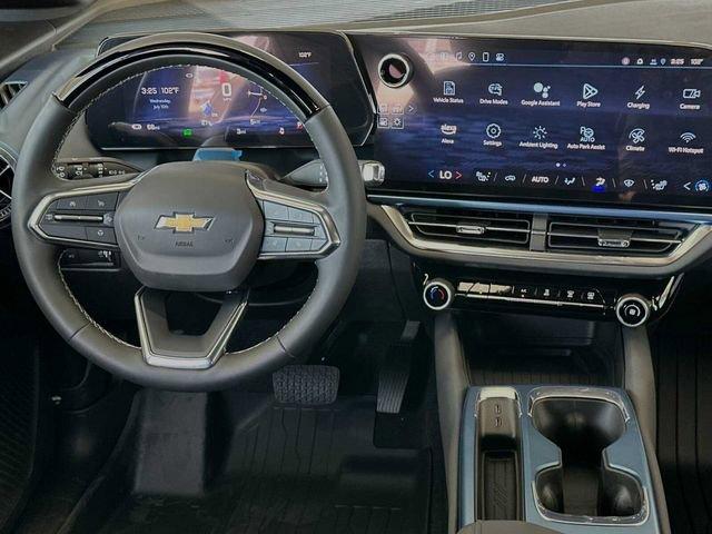 2024 Chevrolet Equinox EV Vehicle Photo in RIVERSIDE, CA 92504-4106