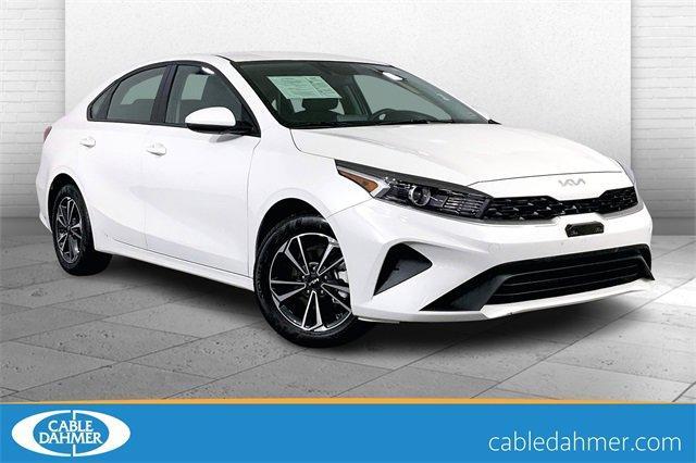 2024 Kia Forte Vehicle Photo in KANSAS CITY, MO 64114-4502