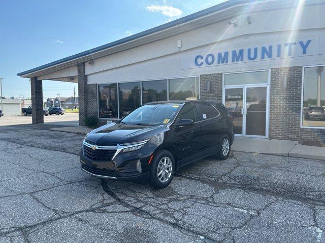 Used 2022 Chevrolet Equinox LT with VIN 3GNAXKEV4NL152073 for sale in Mooresville, IN