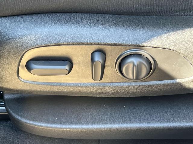 2021 Chevrolet Equinox Vehicle Photo in DOUGLASTON, NY 11362-1062