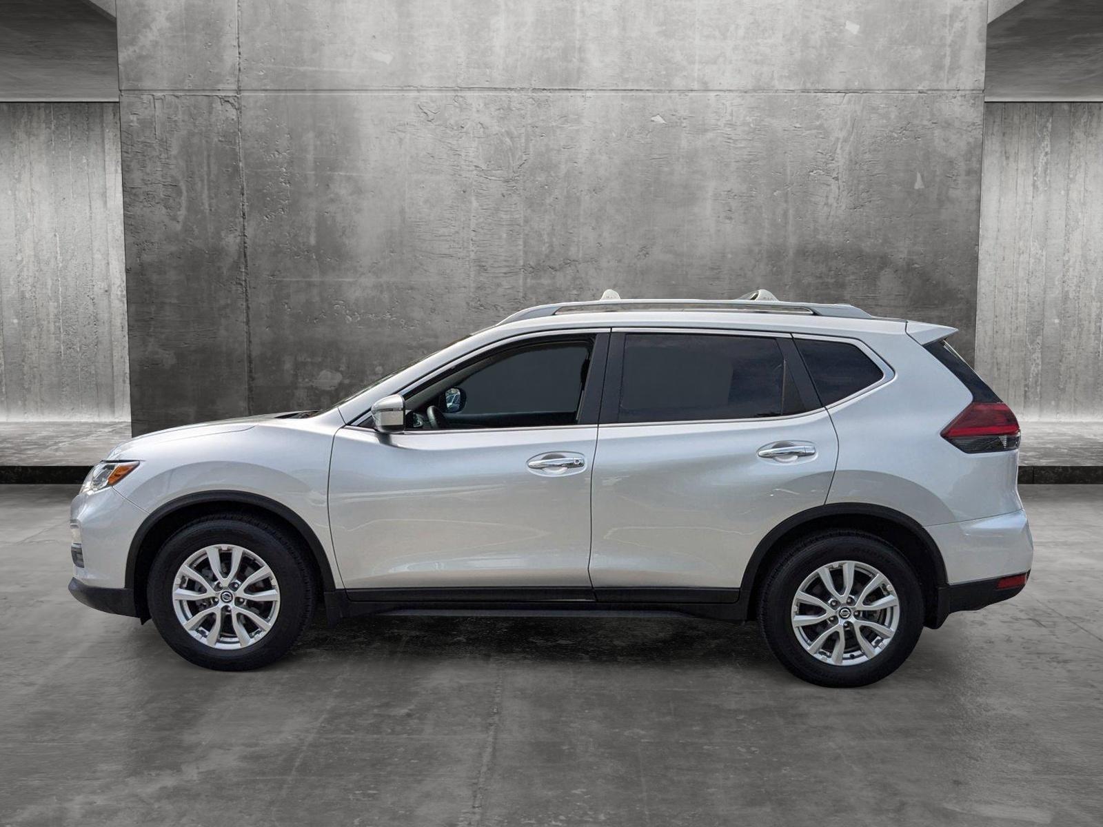 2019 Nissan Rogue Vehicle Photo in Miami, FL 33135