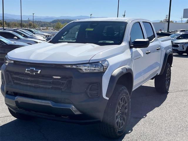 2024 Chevrolet Colorado Vehicle Photo in ALCOA, TN 37701-3235