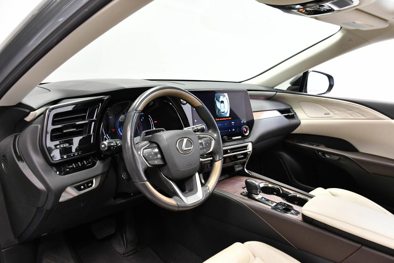 2023 Lexus RX 350 Vehicle Photo in DALLAS, TX 75235