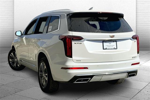 2025 Cadillac XT6 Vehicle Photo in KANSAS CITY, MO 64114-4545