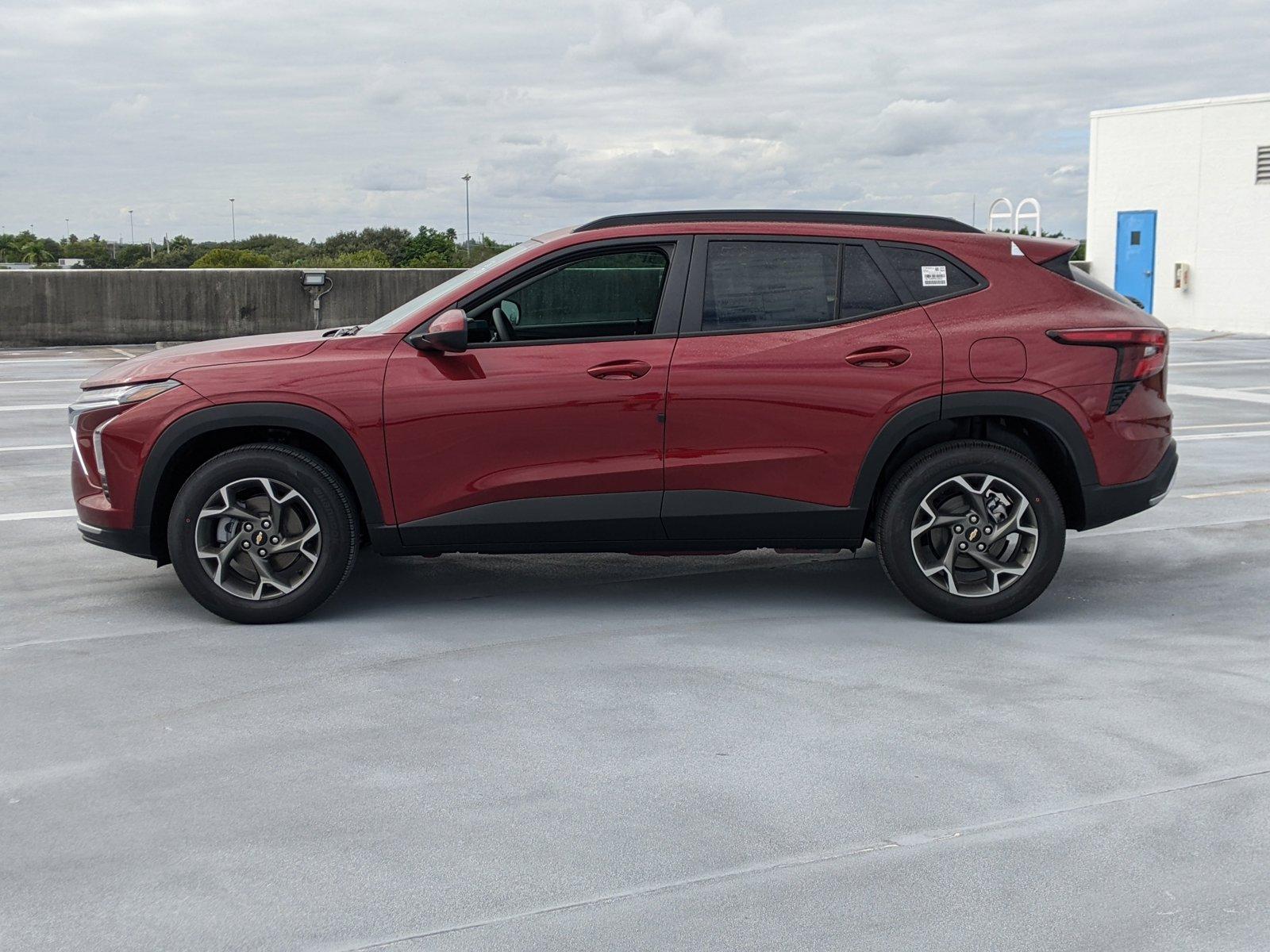 2025 Chevrolet Trax Vehicle Photo in PEMBROKE PINES, FL 33024-6534